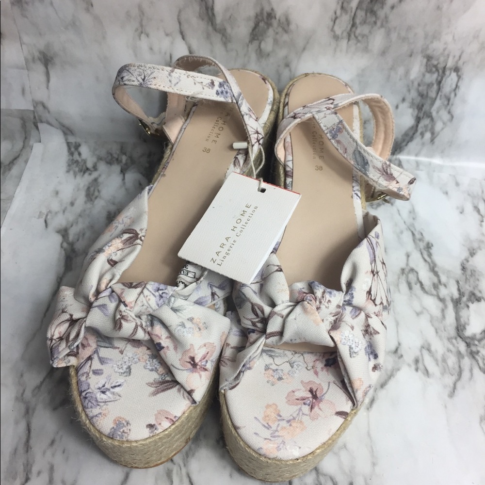 Zara Size 7.5 Ivory & Floral  Espadrille Wedges